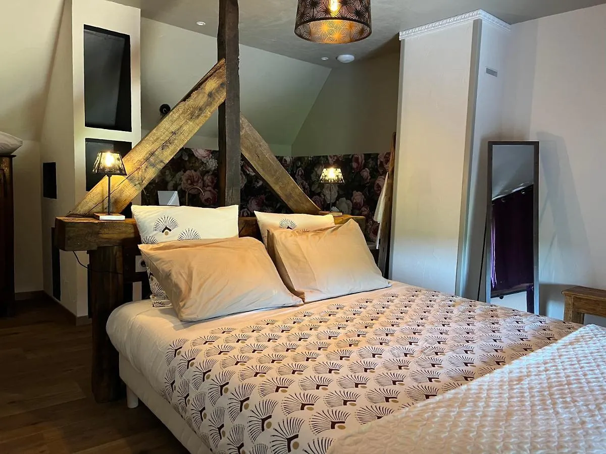 Prázdninový dům Maison D'Hote Avec Sauna Et Jacuzzi A La Campagne Les Portes du Coglais